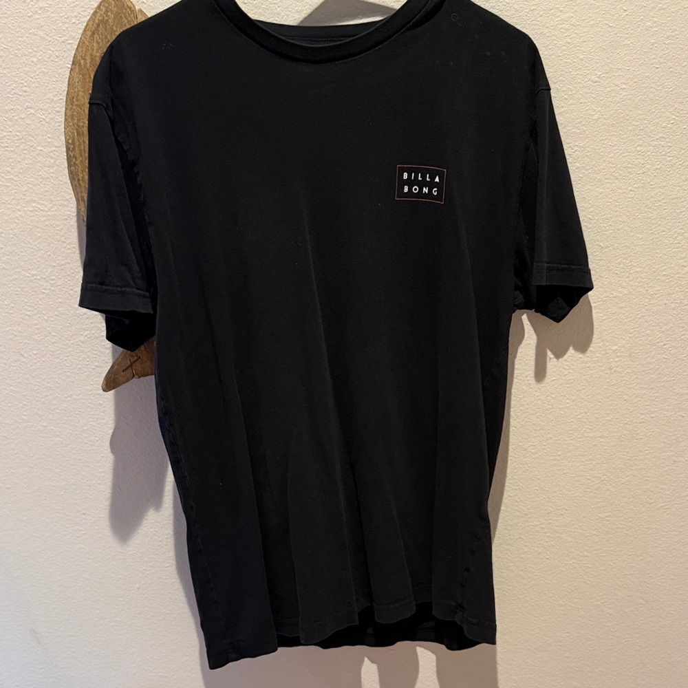Billabong Men's Classic Black Tee